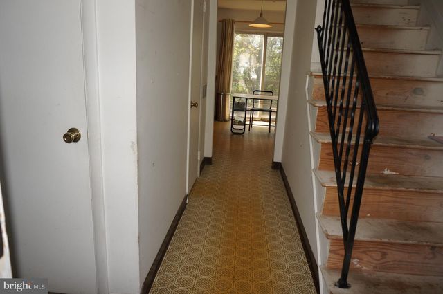 783 BLUE JAY RD, Harrisburg, PA 17111