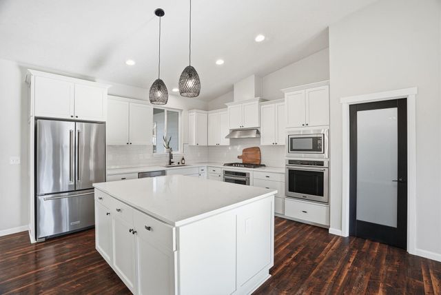 2539 S Man O War Ln, Veradale, WA 99037