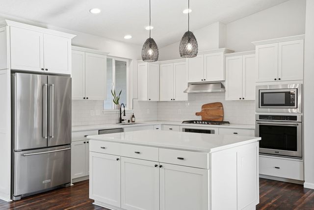 2539 S Man O War Ln, Veradale, WA 99037