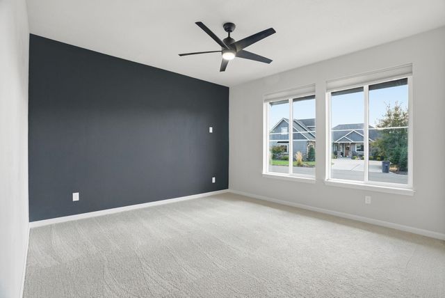 2539 S Man O War Ln, Veradale, WA 99037