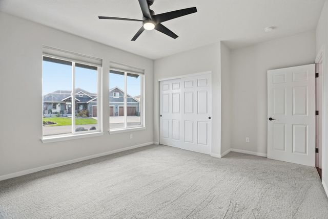 2539 S Man O War Ln, Veradale, WA 99037