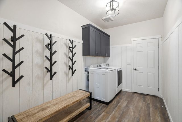 2539 S Man O War Ln, Veradale, WA 99037