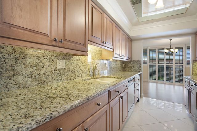 800 Jeffery Street 409, Boca Raton, FL 33487