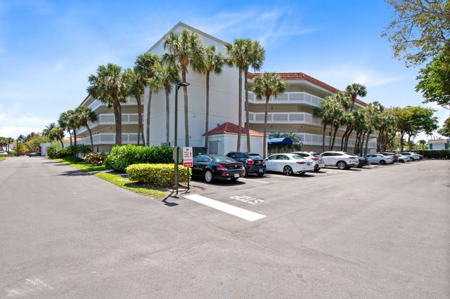 800 Jeffery Street 409, Boca Raton, FL 33487