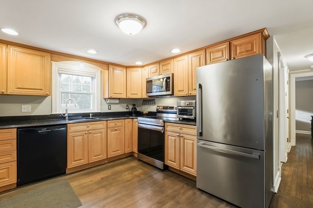 219 Prospect St, Ashland, MA 01721