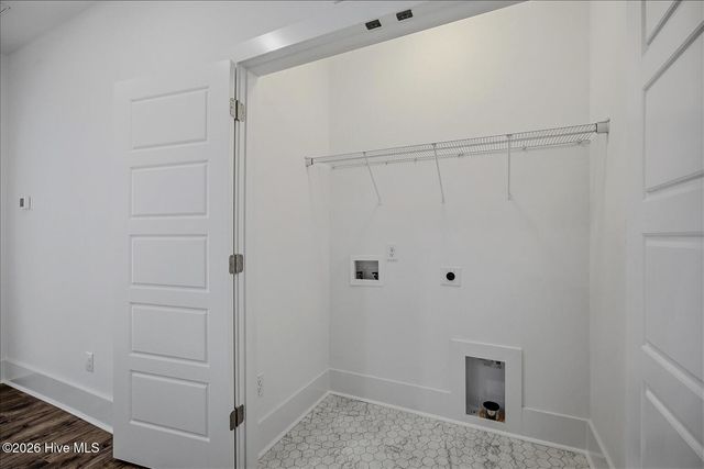 501 Greenville Avenue 2, Carolina Beach, NC 28428