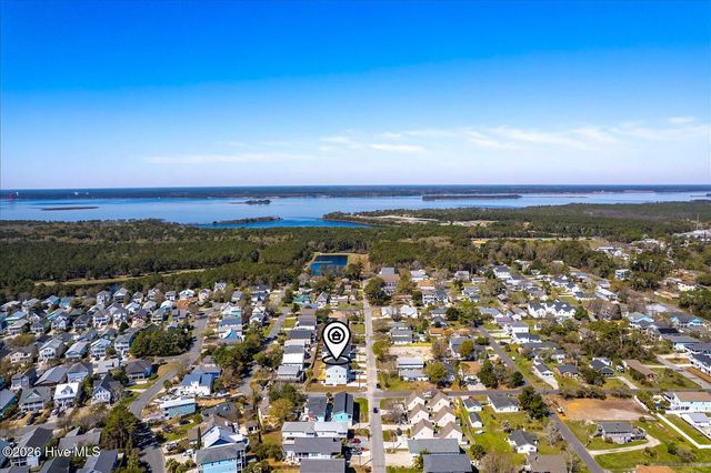 501 Greenville Avenue 2, Carolina Beach, NC 28428