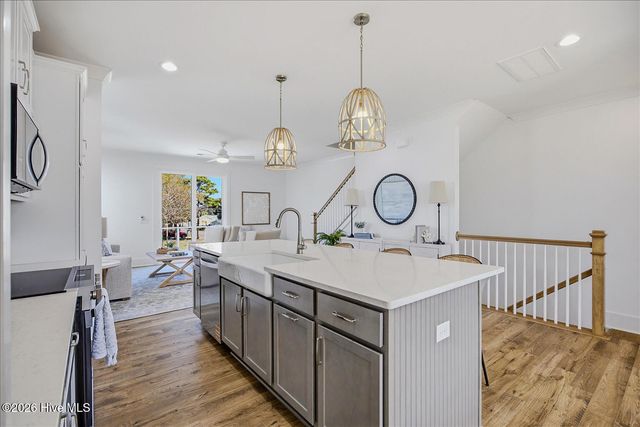 501 Greenville Avenue 2, Carolina Beach, NC 28428