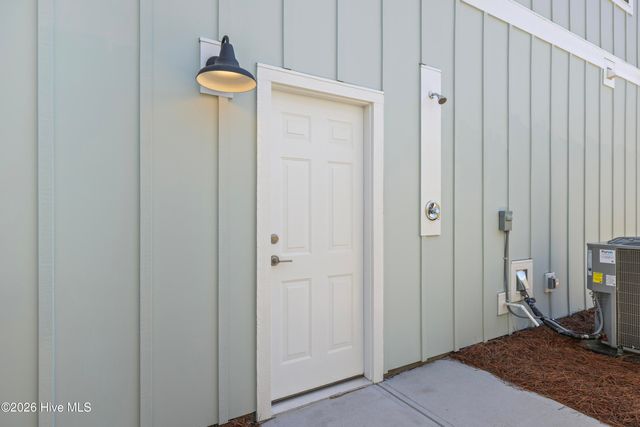 501 Greenville Avenue 2, Carolina Beach, NC 28428