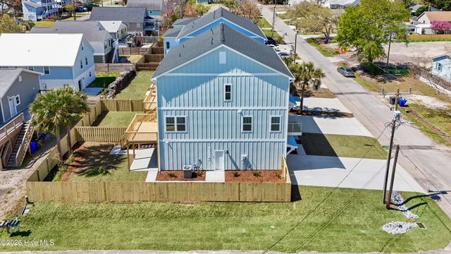 501 Greenville Avenue 2, Carolina Beach, NC 28428
