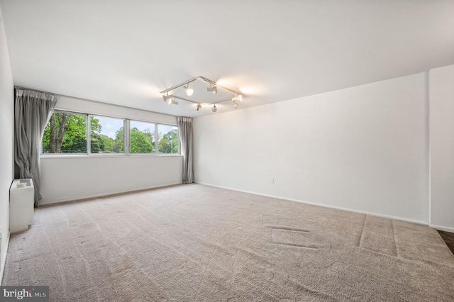 309 FLORENCE AVE #229N, Jenkintown, PA 19046