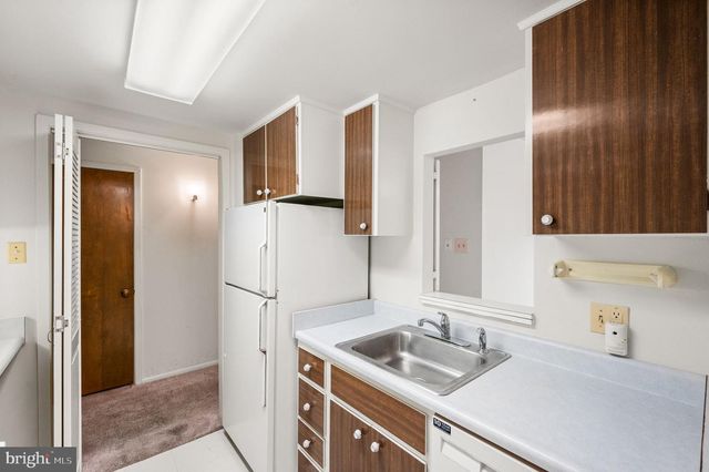 309 FLORENCE AVE #229N, Jenkintown, PA 19046