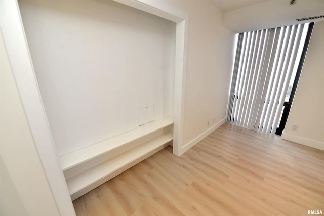 123 SW JEFFERSON Avenue W6A-B, Peoria, IL 61602