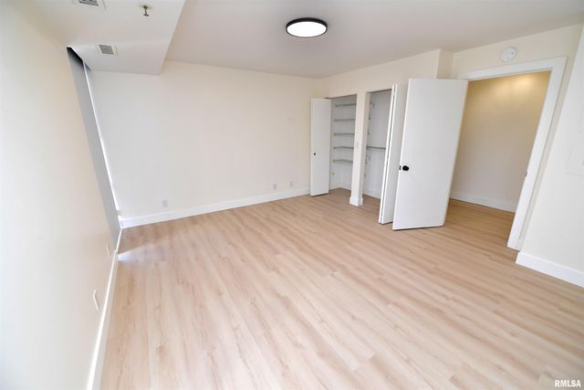 123 SW JEFFERSON Avenue W6A-B, Peoria, IL 61602