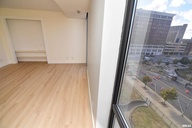 123 SW JEFFERSON Avenue W6A-B, Peoria, IL 61602