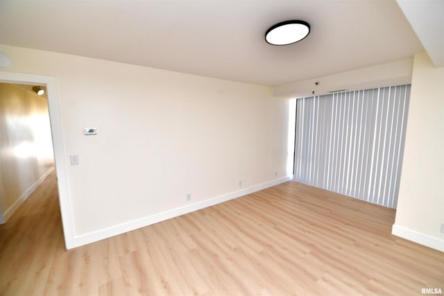 123 SW JEFFERSON Avenue W6A-B, Peoria, IL 61602