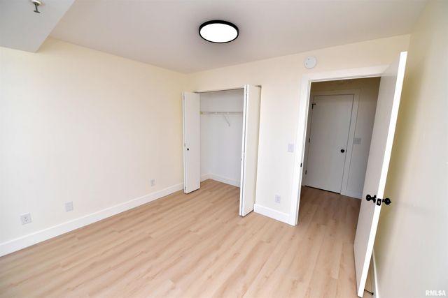 123 SW JEFFERSON Avenue W6A-B, Peoria, IL 61602