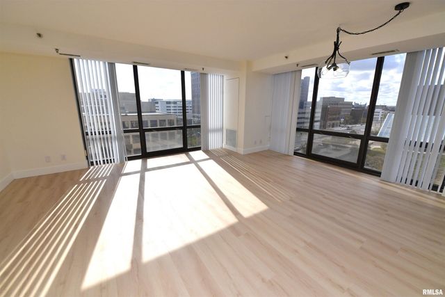 123 SW JEFFERSON Avenue W6A-B, Peoria, IL 61602