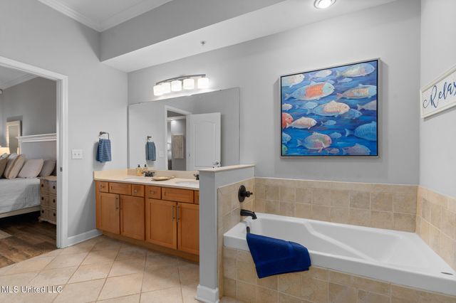 1200 Beach Drive, 104, Gulfport, MS 39507