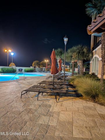 1200 Beach Drive, 104, Gulfport, MS 39507