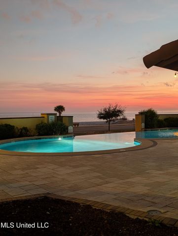 1200 Beach Drive, 104, Gulfport, MS 39507