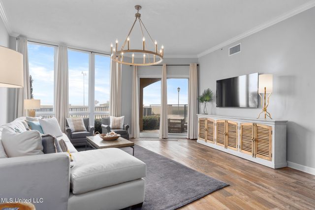 1200 Beach Drive, 104, Gulfport, MS 39507