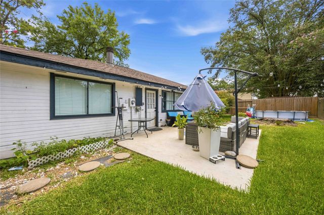 13315 Birdcall Lane, Cypress, TX 77429
