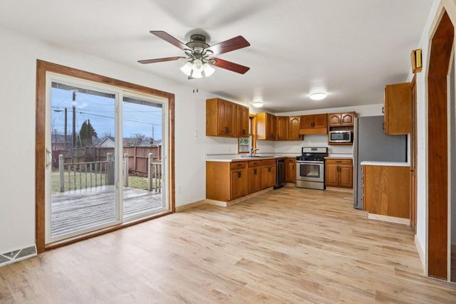 2719 Henry STREET, Sheboygan, WI 53081