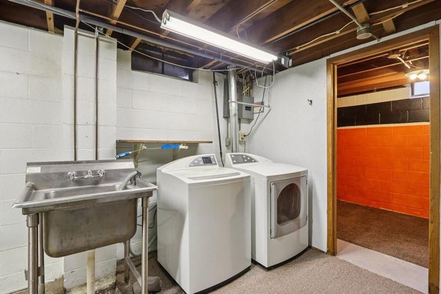 2719 Henry STREET, Sheboygan, WI 53081