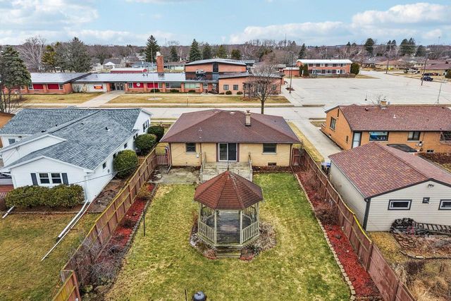 2719 Henry STREET, Sheboygan, WI 53081