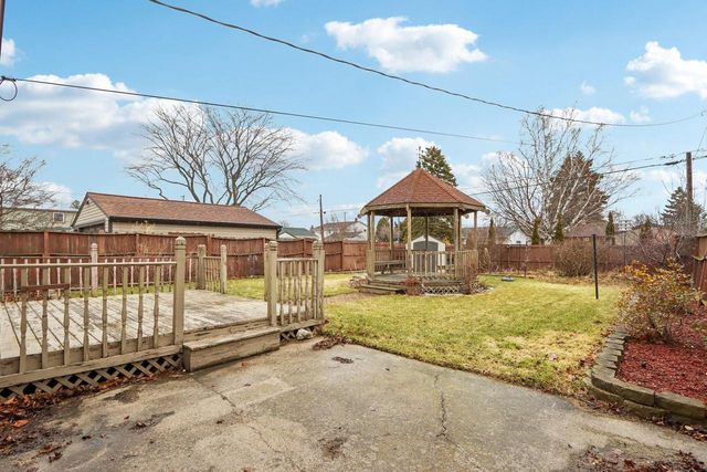 2719 Henry STREET, Sheboygan, WI 53081