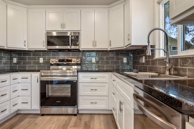 2324 Quail Hill Rd, Copperopolis, CA 95228