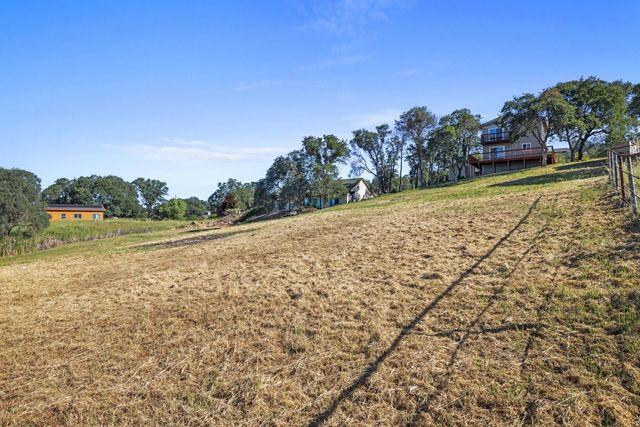 2324 Quail Hill Rd, Copperopolis, CA 95228