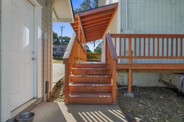 2324 Quail Hill Rd, Copperopolis, CA 95228