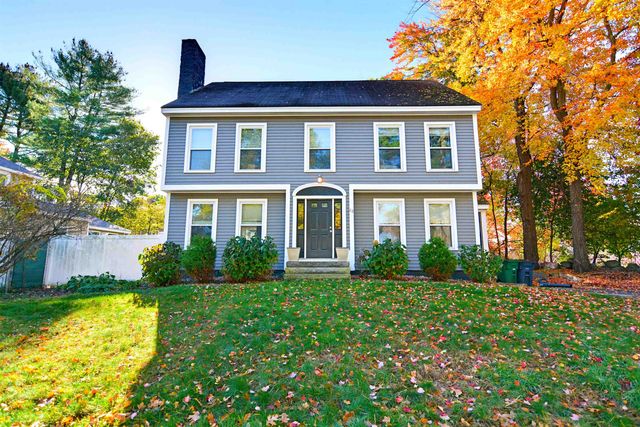62 Robinson Road, Nashua, NH 03060