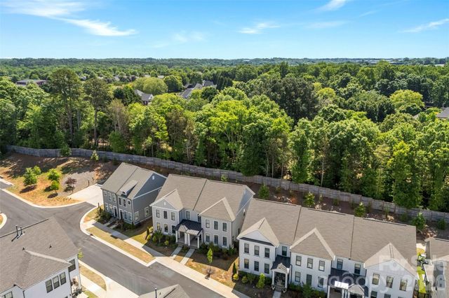 10141 Rainier Trail Drive NW, Huntersville, NC 28078