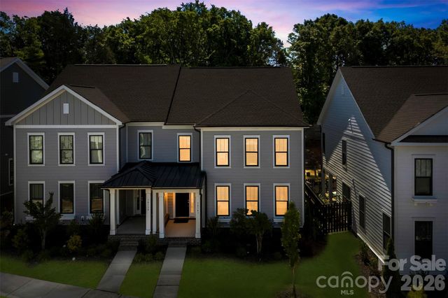 10141 Rainier Trail Drive NW, Huntersville, NC 28078