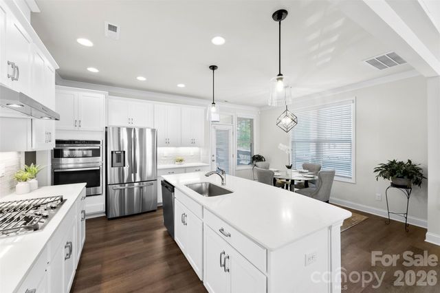 10141 Rainier Trail Drive NW, Huntersville, NC 28078