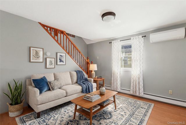 11 Miller Street 2, Glen Cove, NY 11542