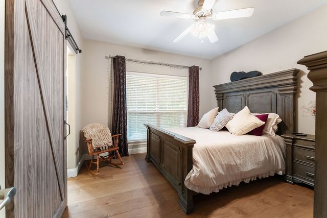 14203 Andover Lane, Rogers, AR 72756