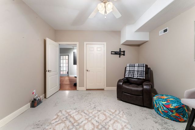14203 Andover Lane, Rogers, AR 72756