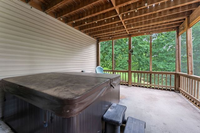 14203 Andover Lane, Rogers, AR 72756