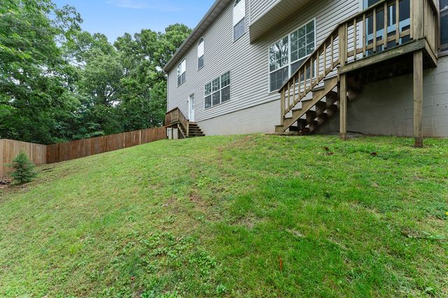 14203 Andover Lane, Rogers, AR 72756