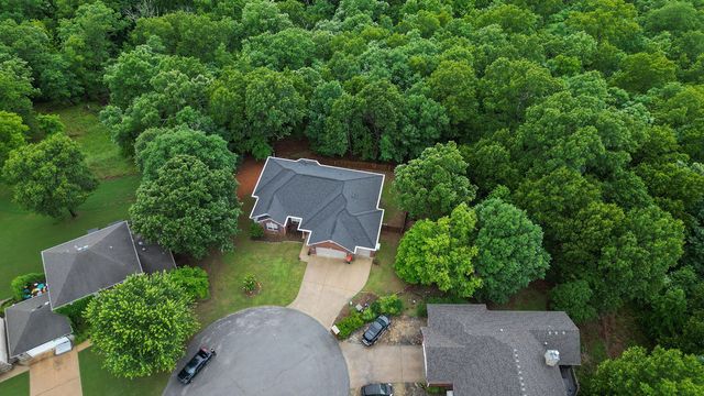 14203 Andover Lane, Rogers, AR 72756