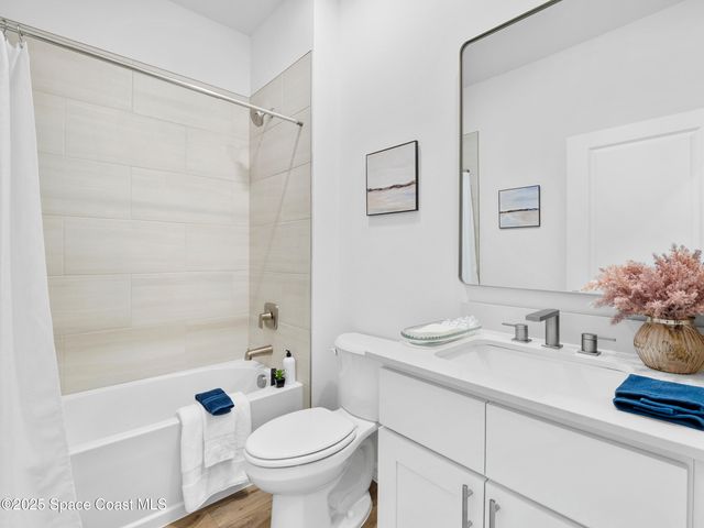 1320 Seabreeze Street SW, Palm Bay, FL 32908