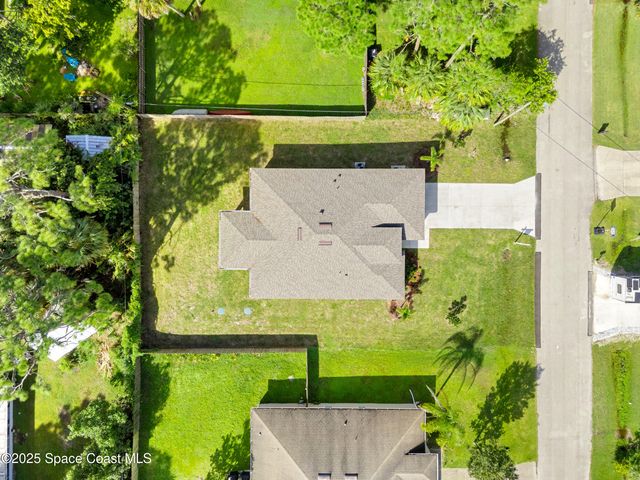 1320 Seabreeze Street SW, Palm Bay, FL 32908