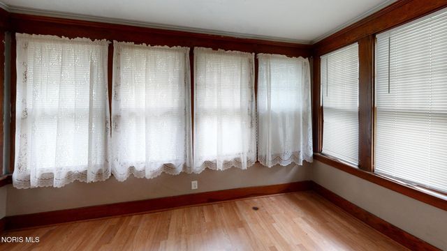 2118 Airport Highway, Toledo, OH 43609