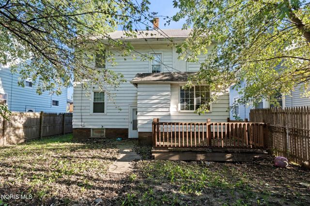 2118 Airport Highway, Toledo, OH 43609