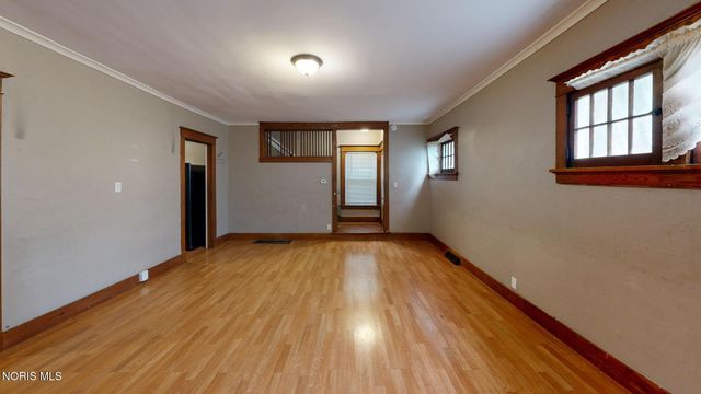 2118 Airport Highway, Toledo, OH 43609