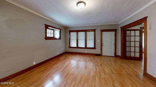 2118 Airport Highway, Toledo, OH 43609